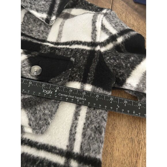 WESTBOUND Women's Plaid Shacket Black Gray Size Small Pockets Button Front - Picture 8 of 9
